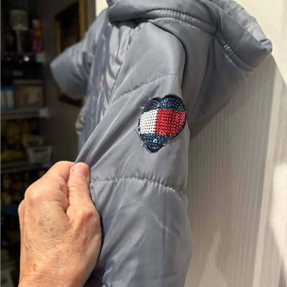 Tommy‎ Hilfiger youth size 2T full zip jacket with ruffle. Heavy lined. 1099
